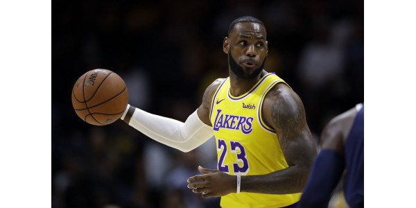 LeBron James e Irving lideran la tendencia de la moda.